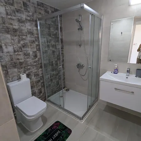 трёхкомнатная в комплексе абелия Apartment