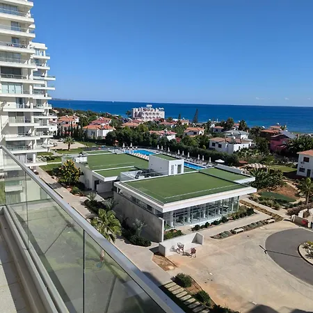 Apartment трёхкомнатная в комплексе абелия