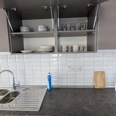 трёхкомнатная в комплексе абелия Apartment *